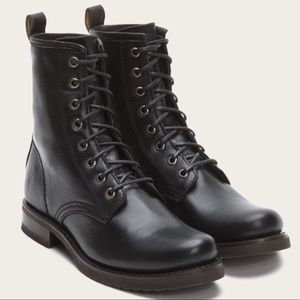 NWOT Frye Veronica Combat Boots Sz 8